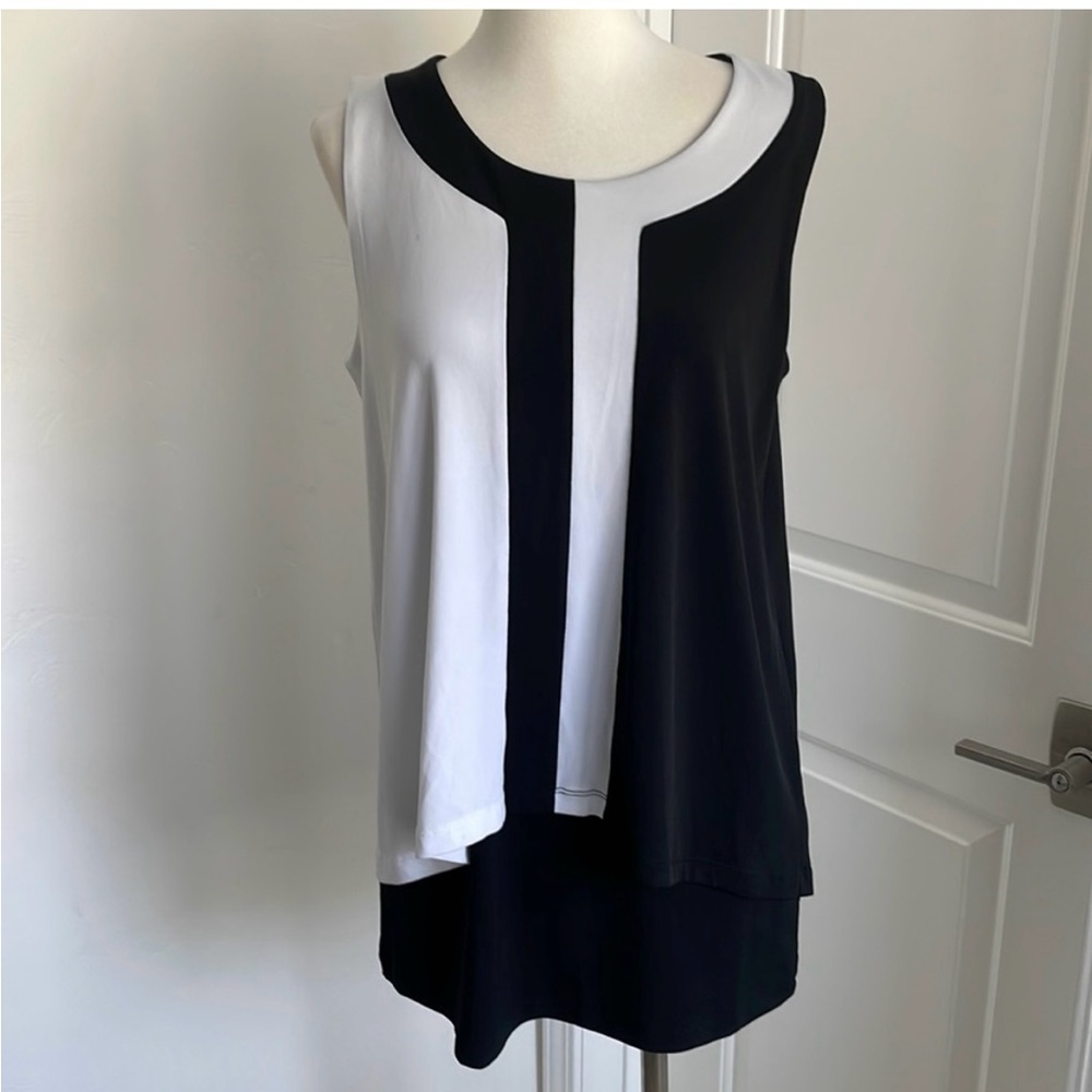 NWT Alfani Graphic Oasis Top Size Small